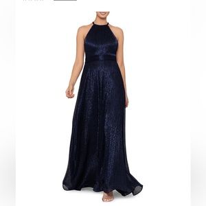 AQUA Formal Metallic Crinkle Halter Gown navy blue Size 0 NWOT